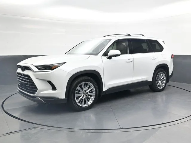 Used 2024 Beige Toyota Platinum image 9