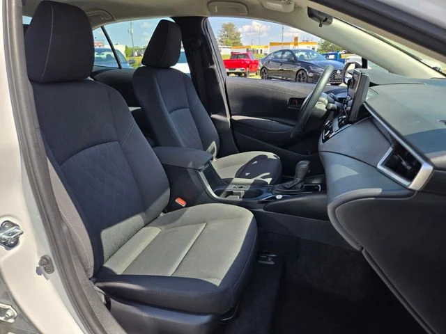 Used 2024 White Toyota LE image 17