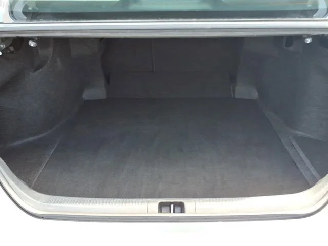 Used 2025  Toyota LE image 21