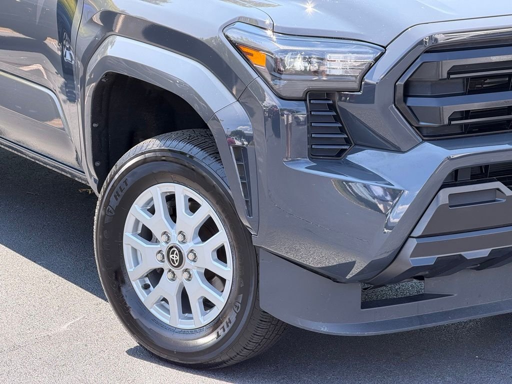Certified Used 2025  Toyota SR image 6