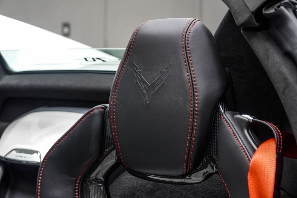 Used 2023 White Chevrolet Stingray image 46