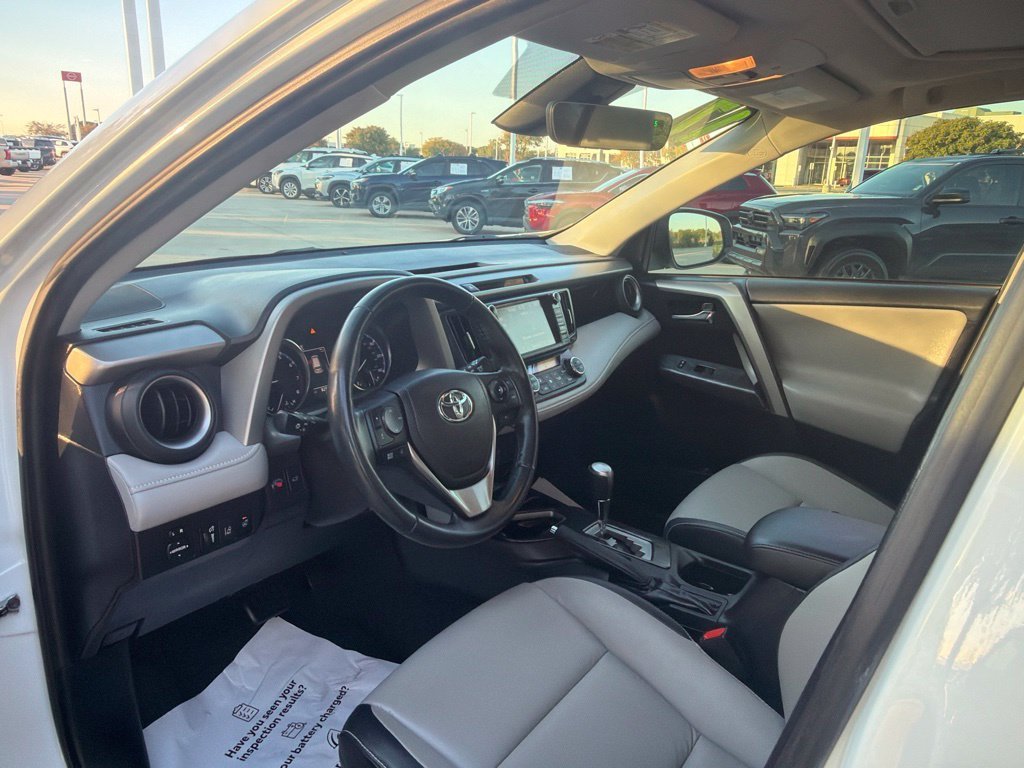 Used 2017 White Toyota Platinum image 8