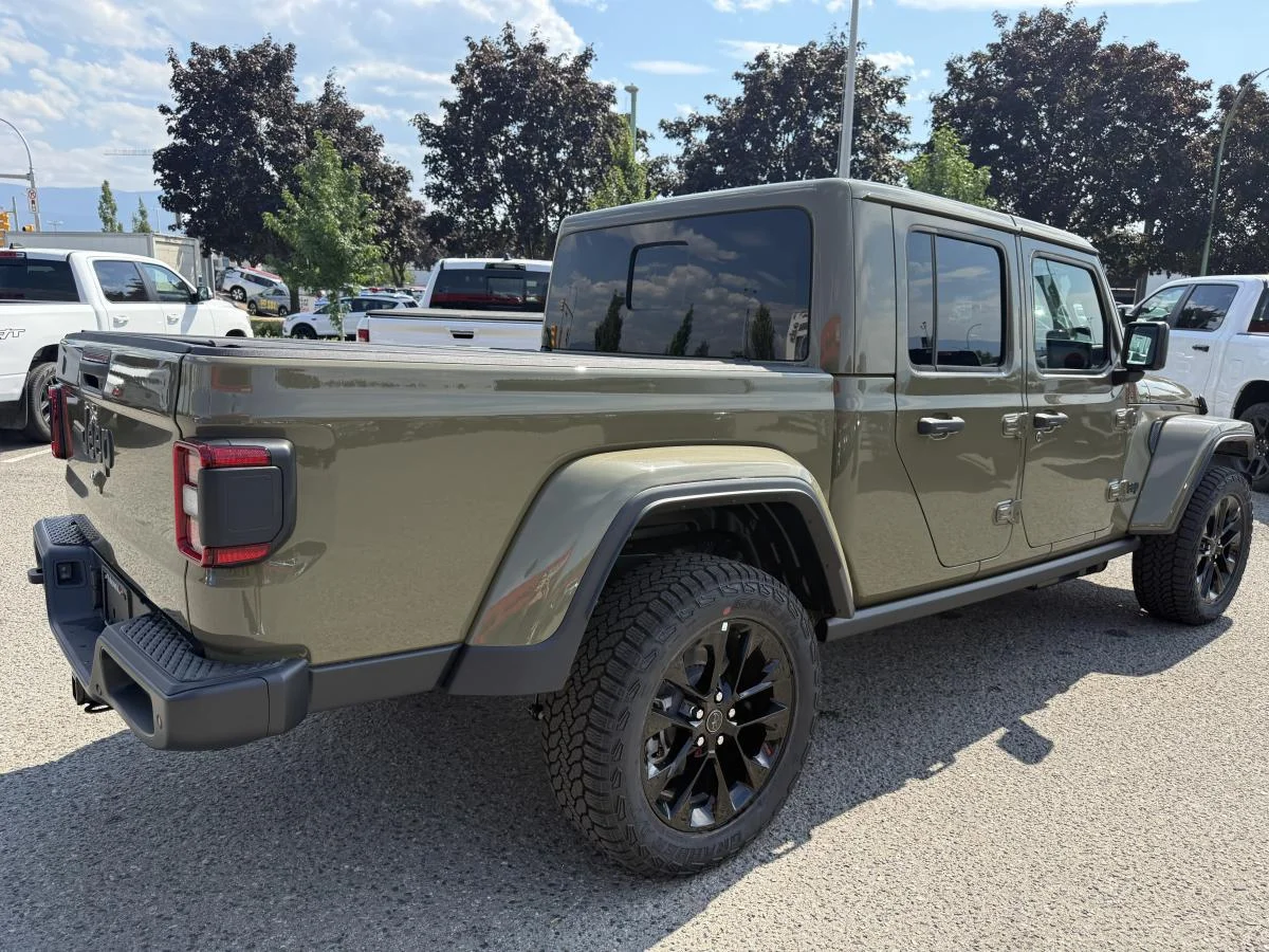 New 2026 41 (pj5) Jeep Nighthawk image 6
