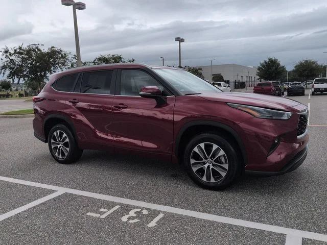 Used 2023 Red Toyota XLE image 2