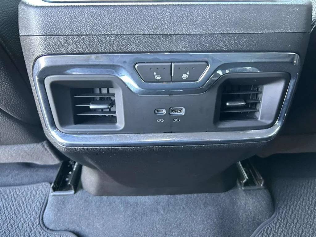 Used 2023 Onyx Black GMC Denali image 14