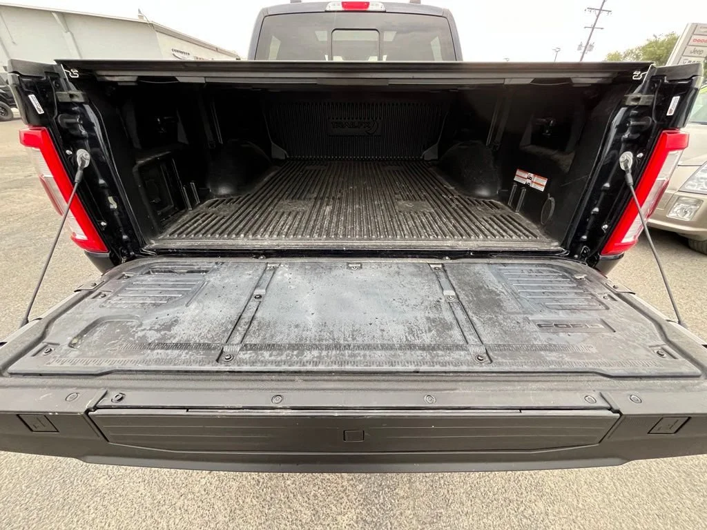 Used 2021 Blue Ford XL image 17