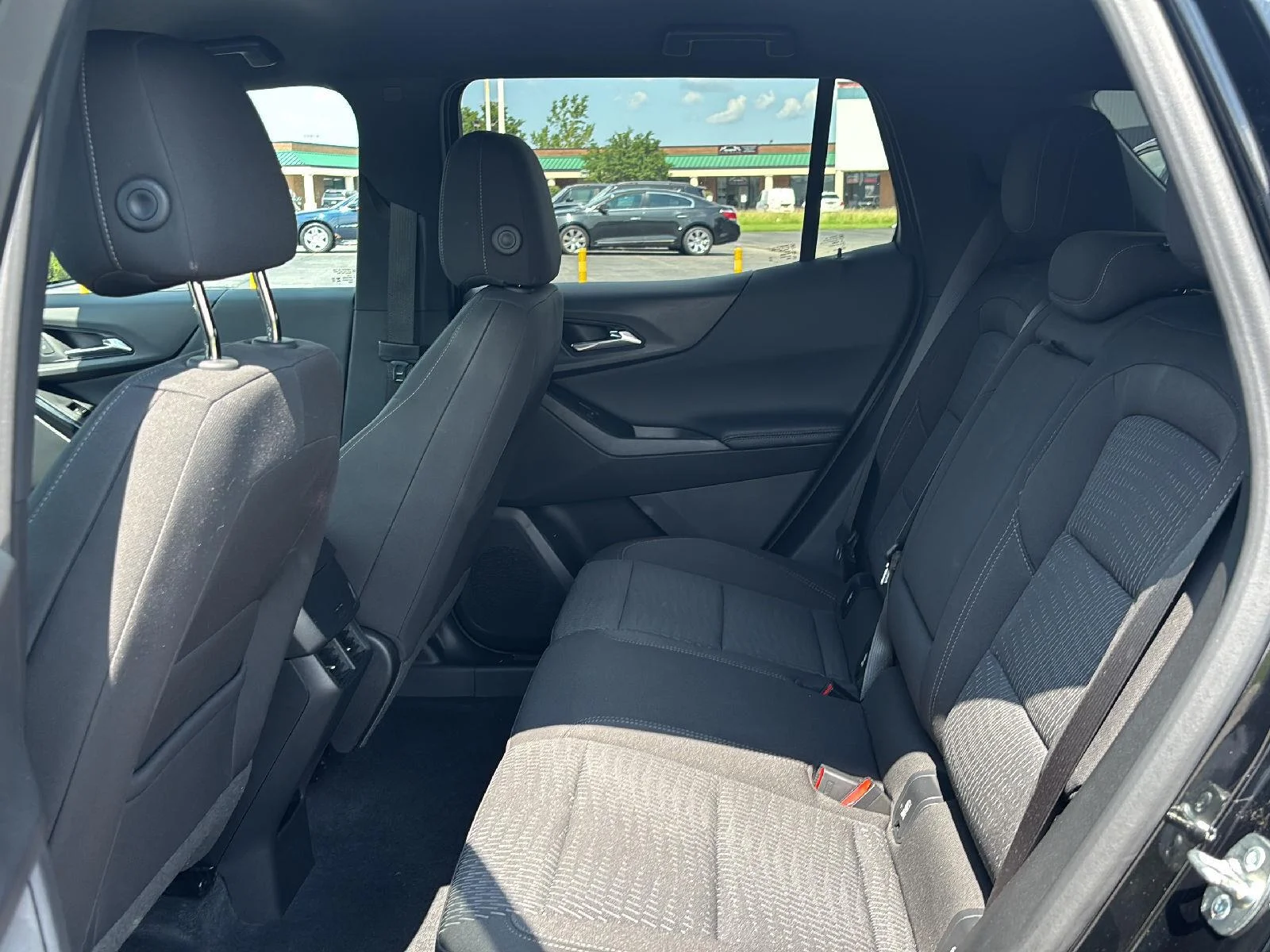 Used 2025 Mosaic Black Metallic Chevrolet AWD LT image 24