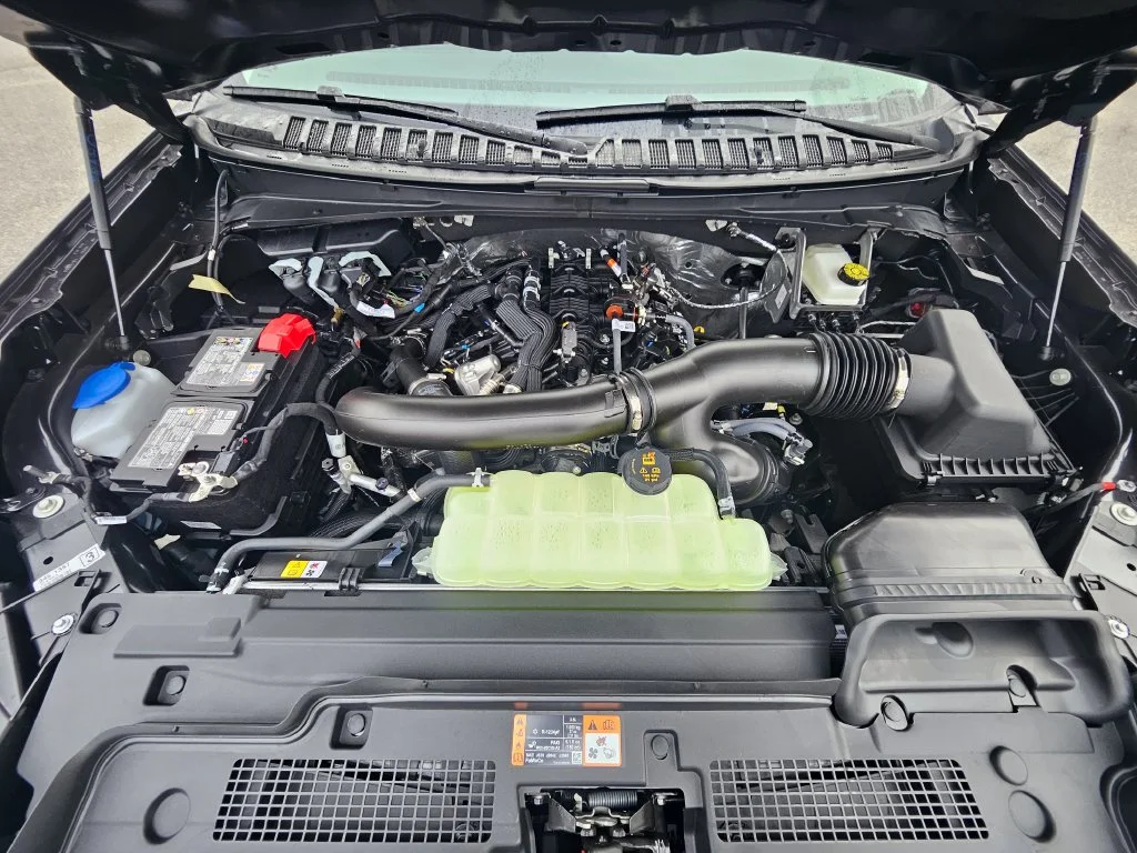 New 2026 Dark Matter Gray Metallic Ford MAX Active image 38