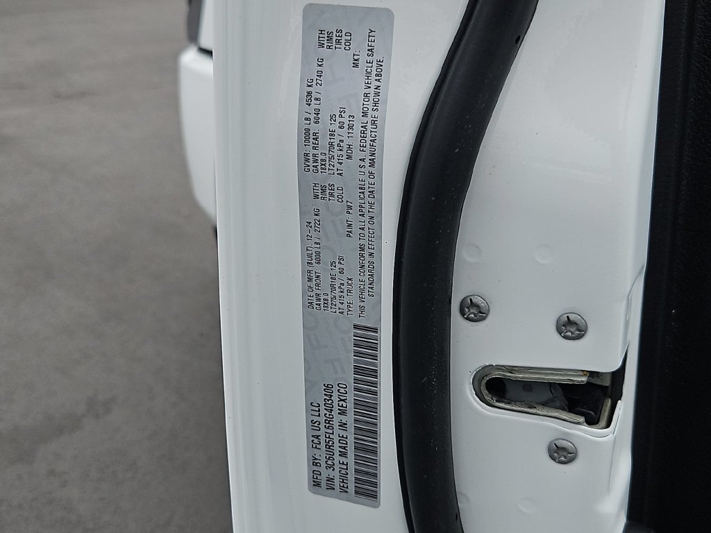 Used 2024 White Ram Laramie image 32