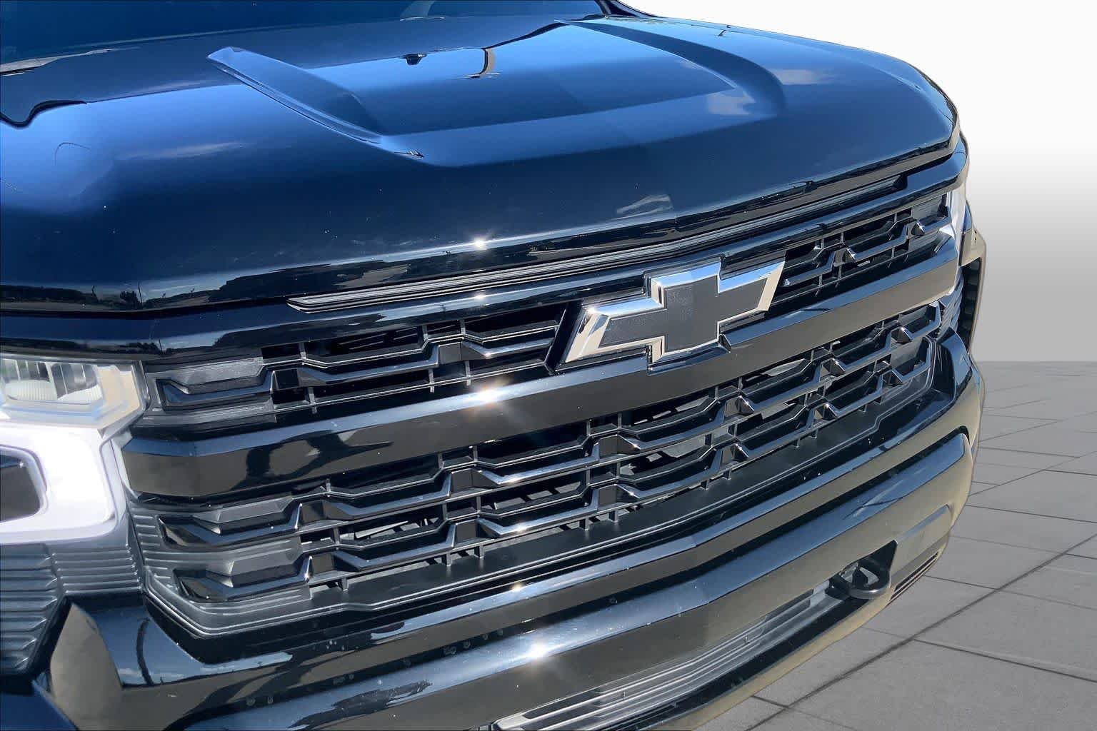 Used 2024 Black Chevrolet RST image 29