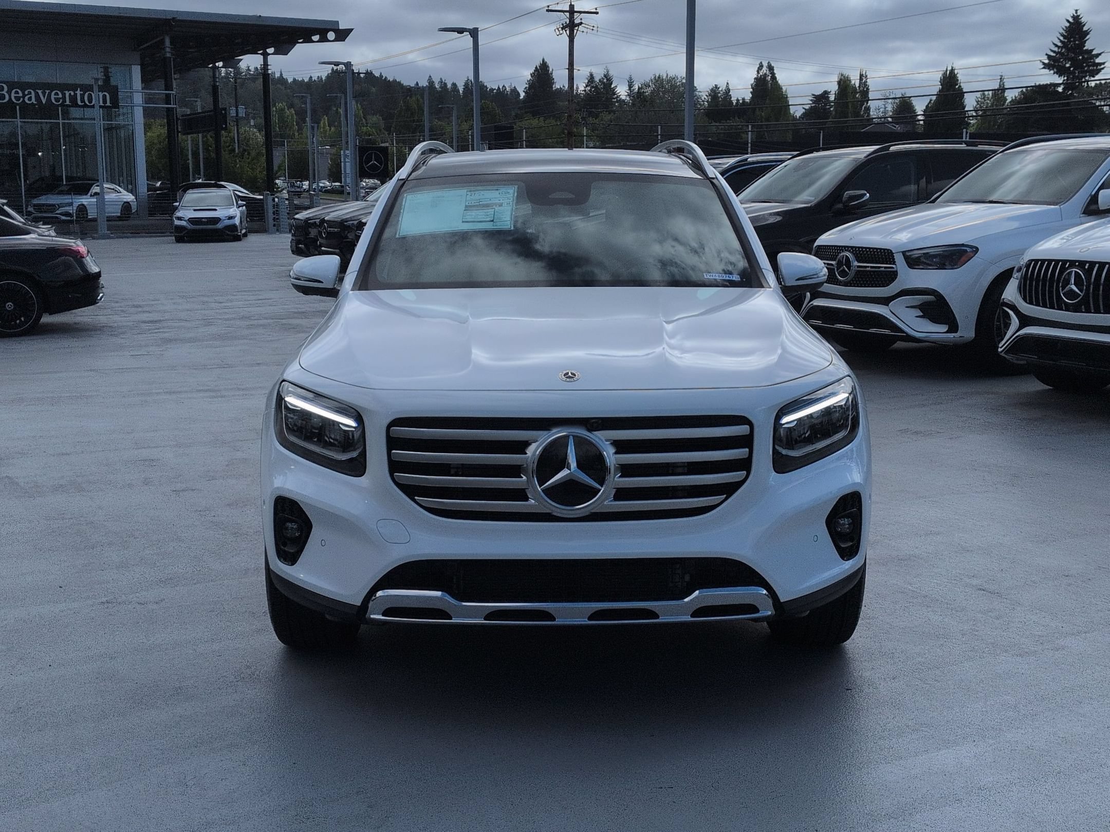 New 2026 Polar White Mercedes-Benz GLB 250 image 38