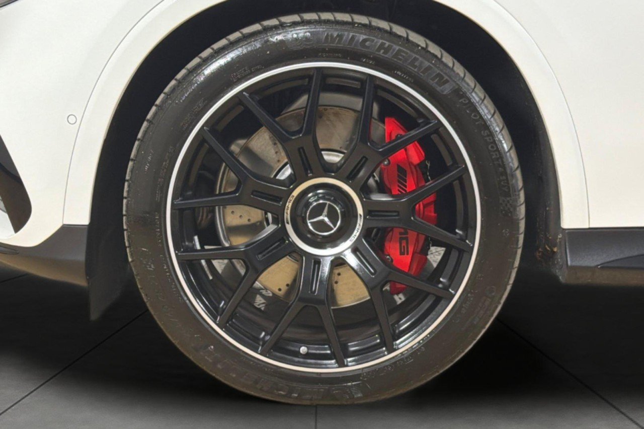 Used 2025 Polar White Mercedes-Benz AMG® GLC 63 S E Performance image 26