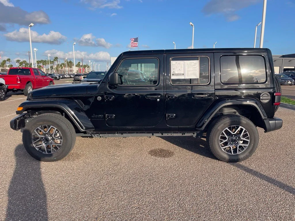 Used 2025 Black Jeep Sahara image 2