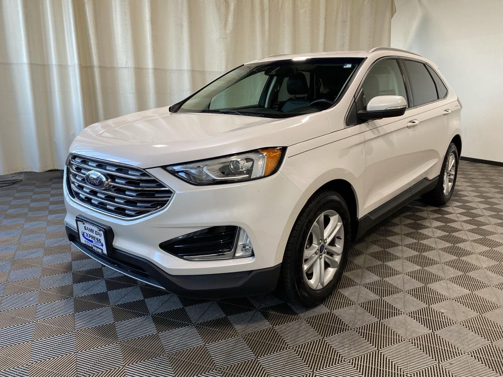 Used 2019 White Platinum Metallic Tri-Coat Ford SEL image 3