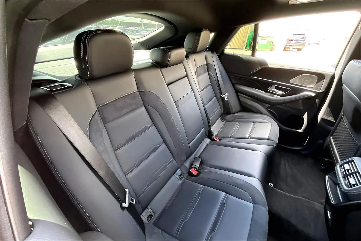 Used 2025 Cirrus Silver Metallic Mercedes-Benz AMG® GLE 53 image 19