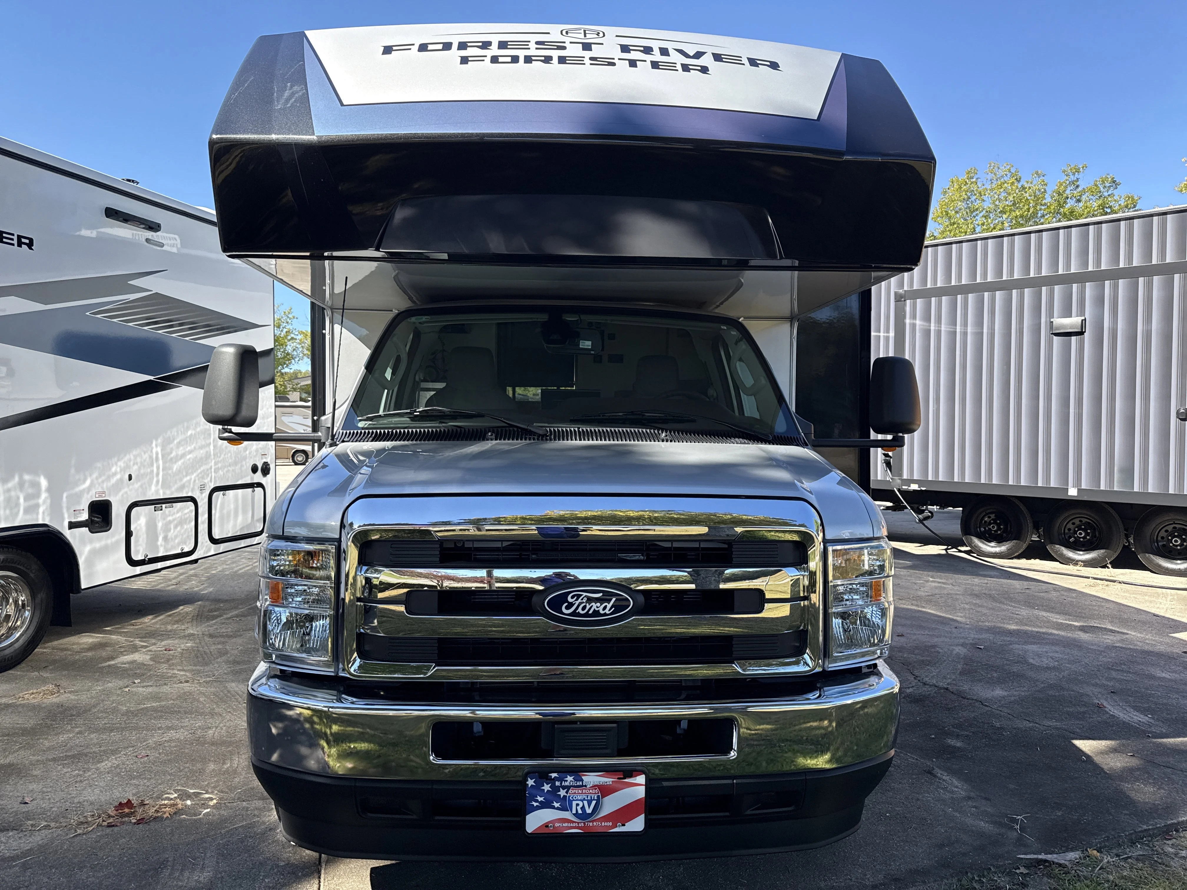 2026 Ford E-Series Cutaway Base - Photo 2