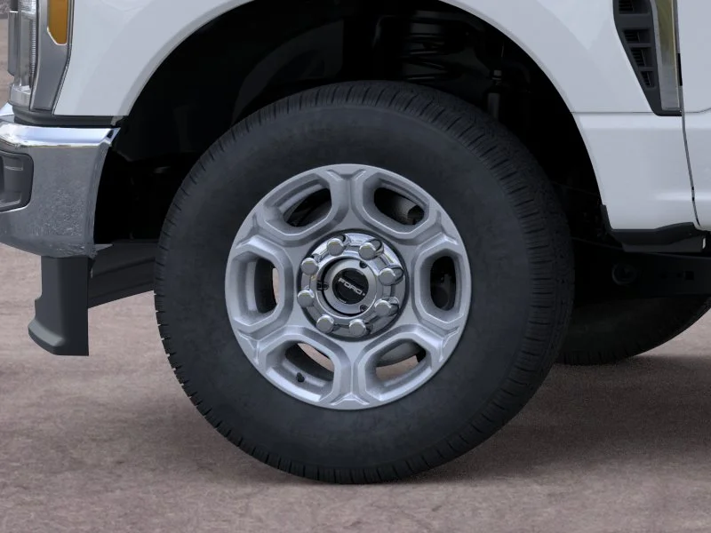 New 2026 Oxford White Ford F-350® XLT image 19