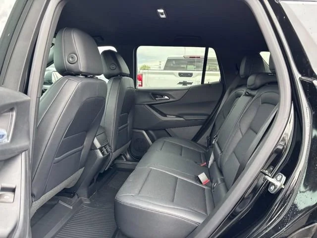 New 2026 Mosaic Black Metallic Chevrolet LT image 5
