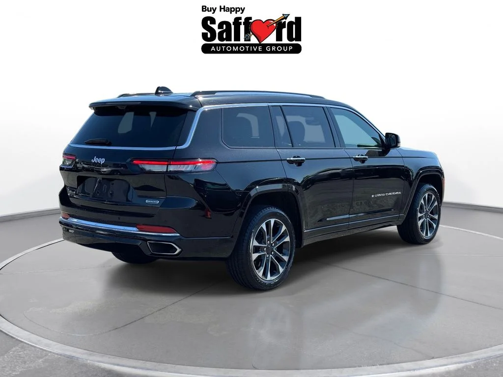 Used 2023 Black Jeep Overland image 9
