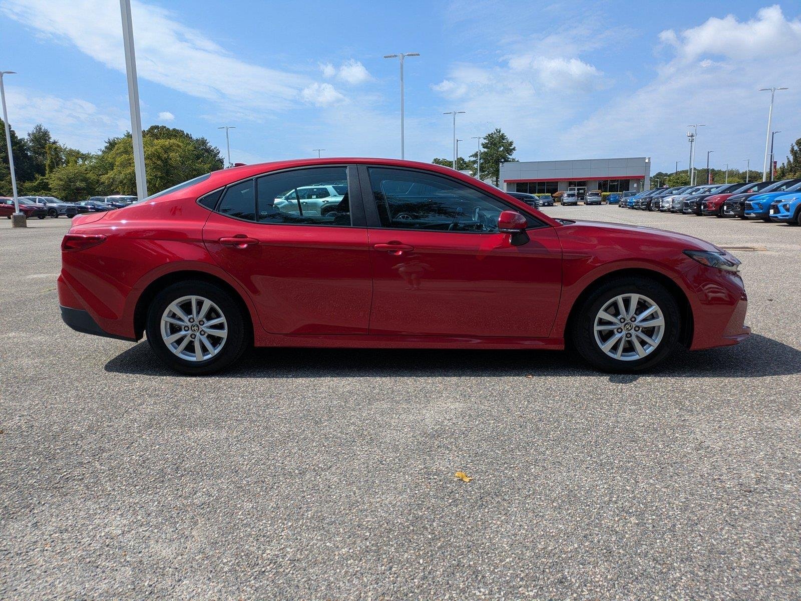 Certified Used 2025  Toyota LE image 3