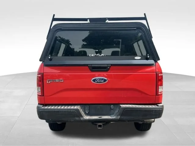 Used 2017 Red Ford XL image 4