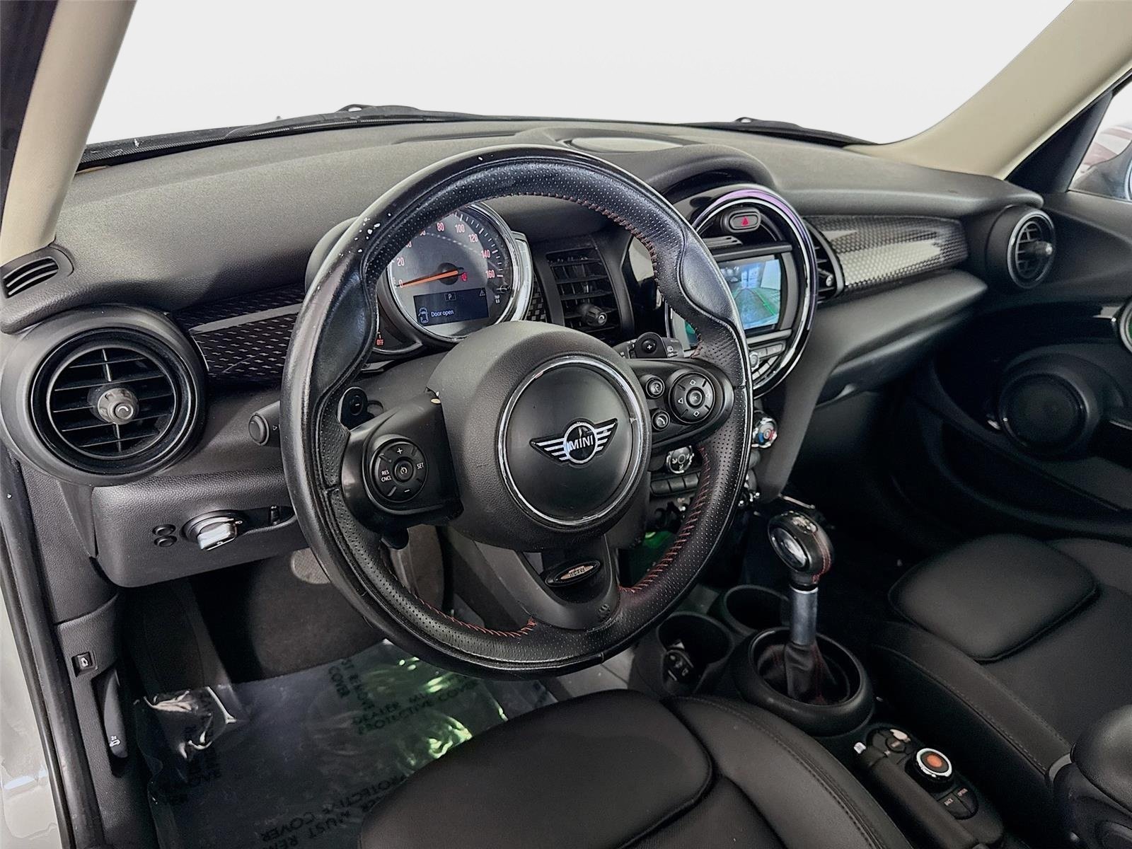 Used 2019 Gray Metallic MINI Classic image 9