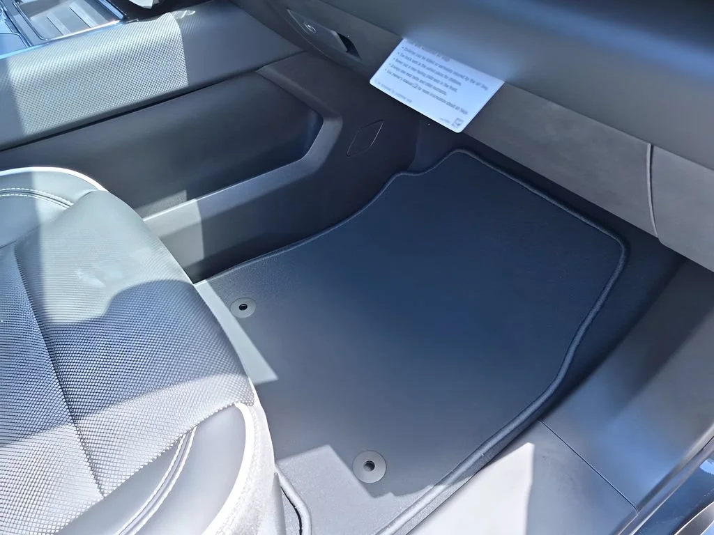2026 GMC Sierra EV Elevation - Photo 39