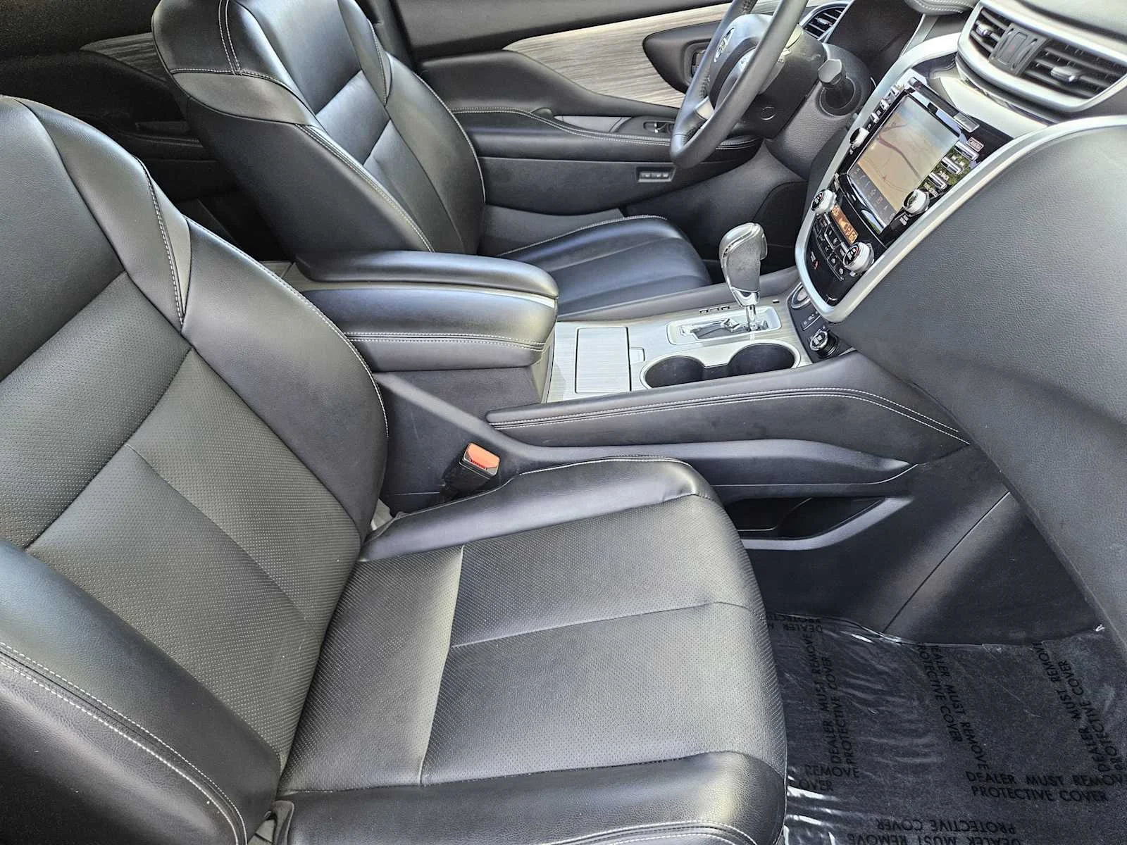 Used 2017 Magnetic Black Metallic Nissan SL image 9