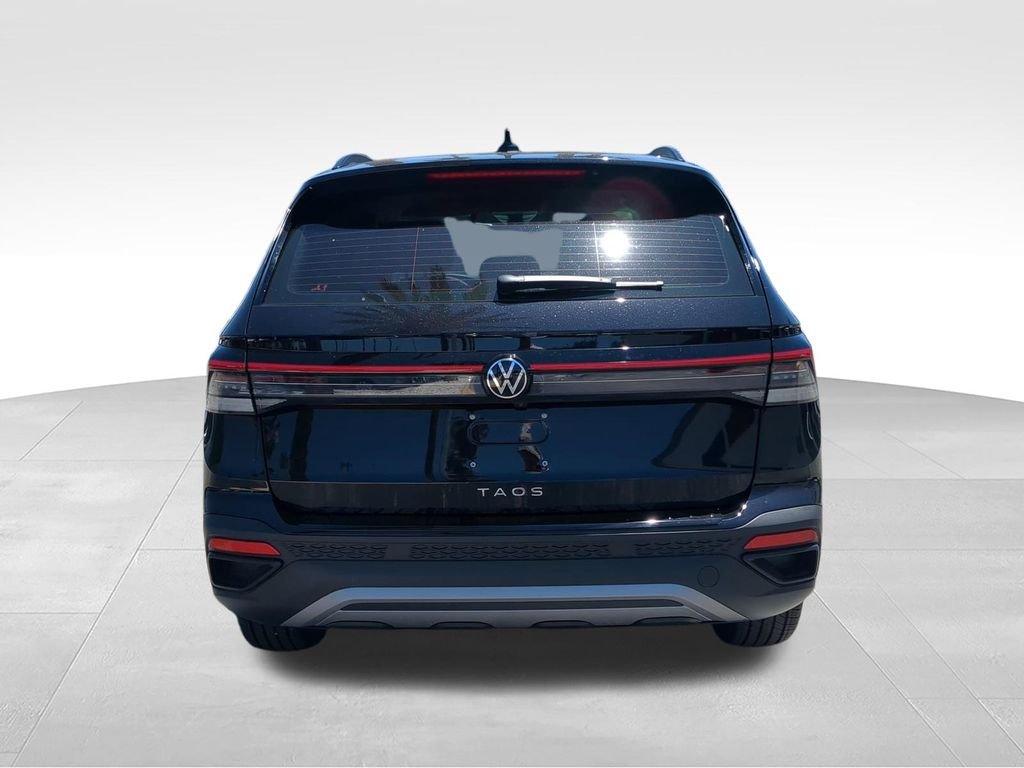 New 2026 Black Volkswagen 1.5T S image 5