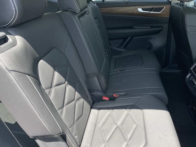 New 2026 White/off-white Volkswagen 2.0T SE w/Technology image 24