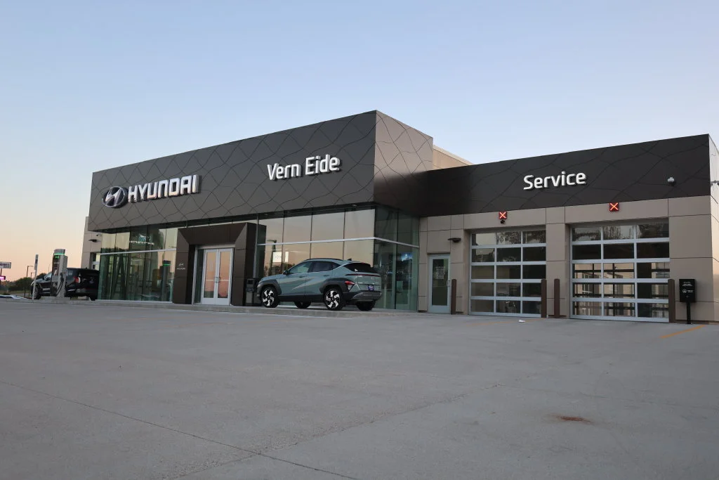 Certified Used 2024 Blue Hyundai SEL Convenience image 32