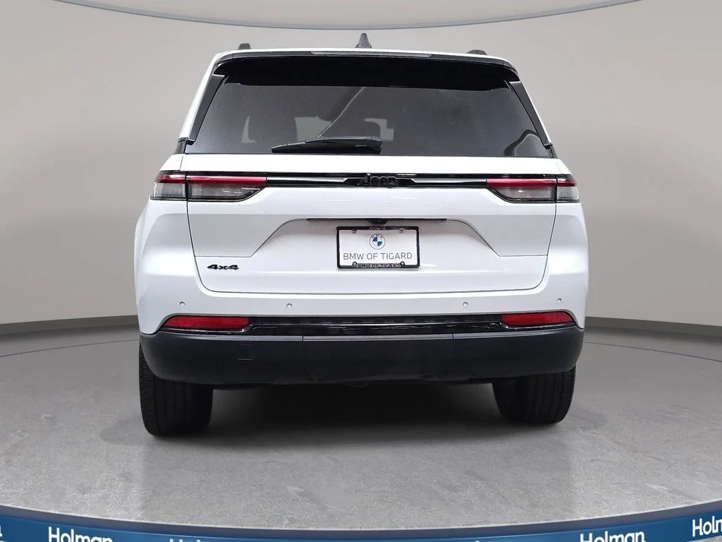 Used 2023 Bright White Clearcoat Jeep Altitude X image 7