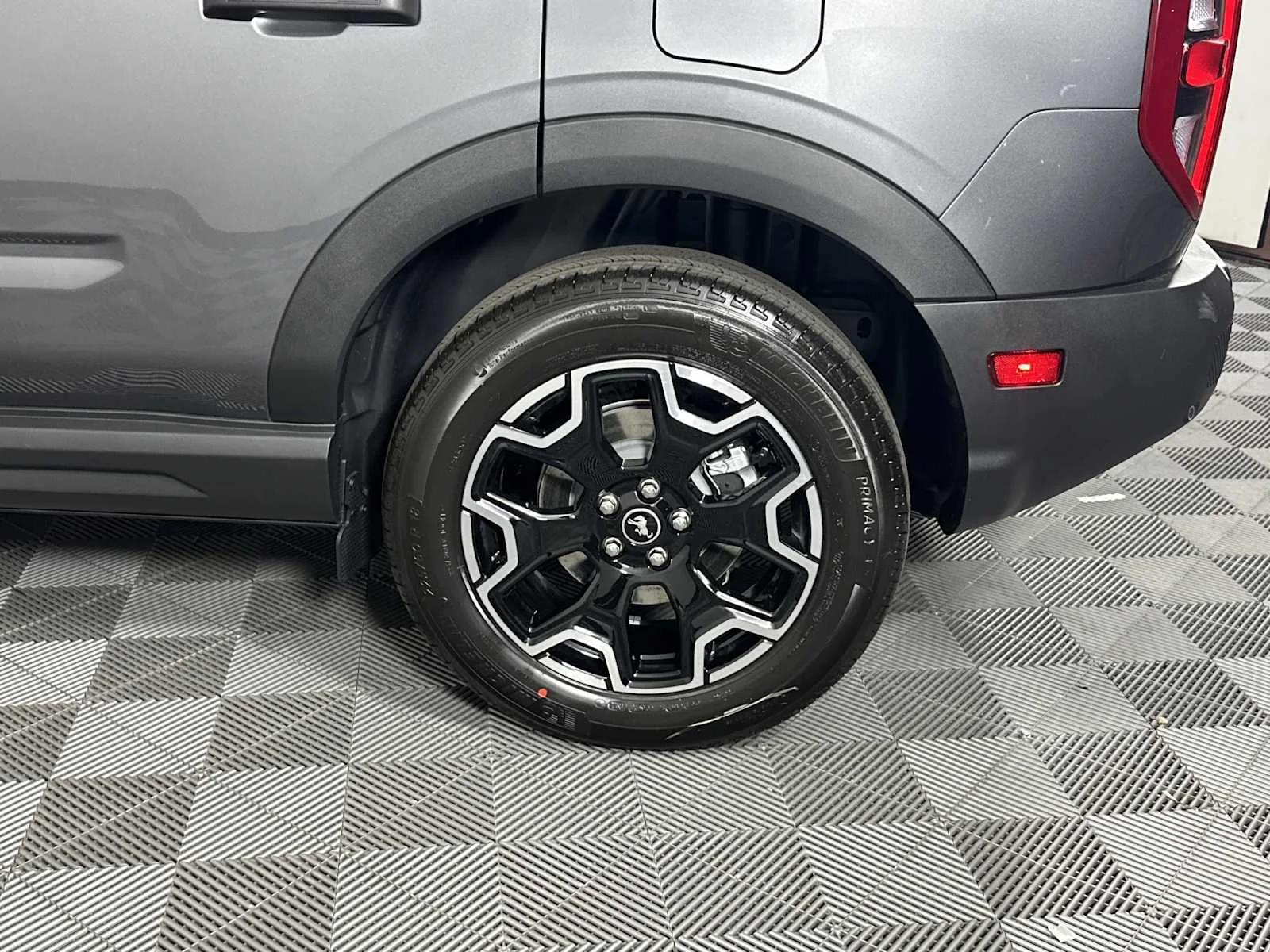 New 2026 Carbonized Gray Ford Outer Banks image 25