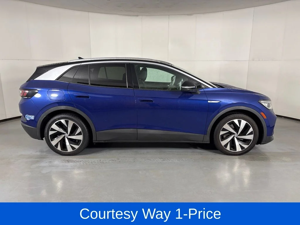 Used 2021 Blue Volkswagen 1st Edition image 11