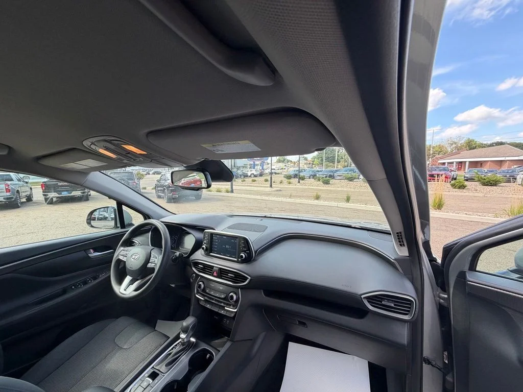 Used 2020 Silver Hyundai SEL image 10