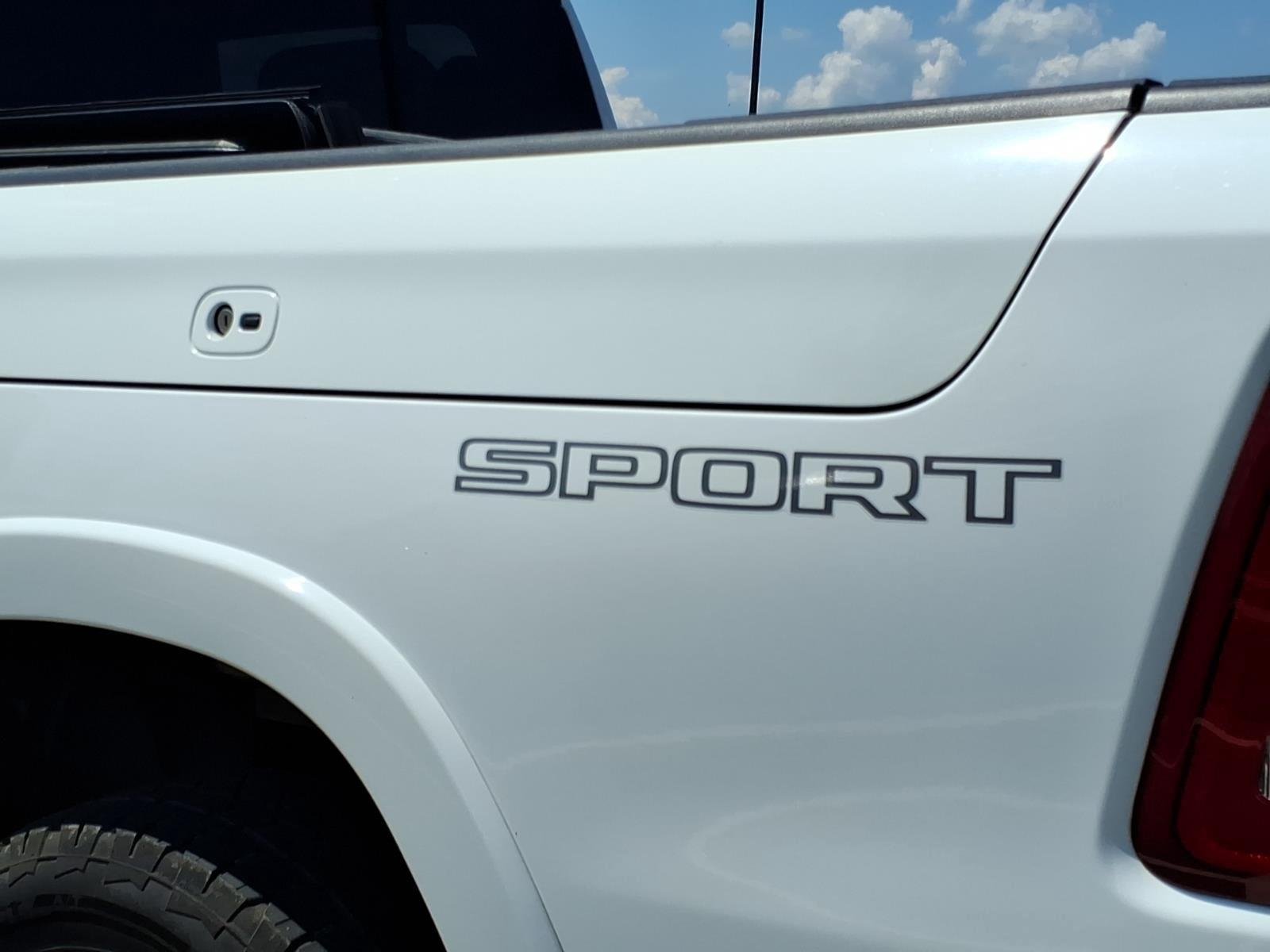 Used 2020 Bright White Clearcoat Ram Laramie image 18