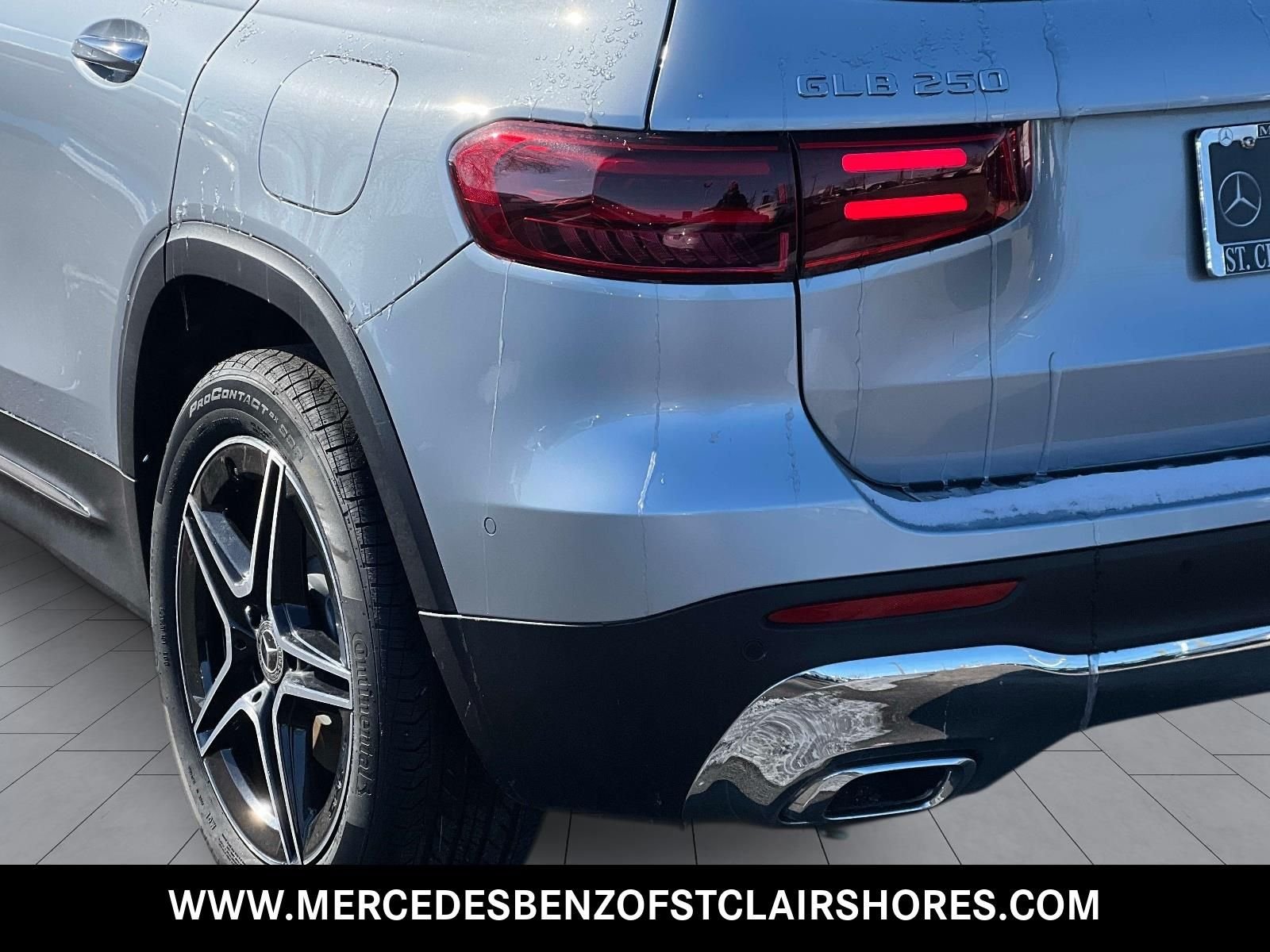 New 2026 Cirrus Silver Metallic Mercedes-Benz GLB 250 image 4