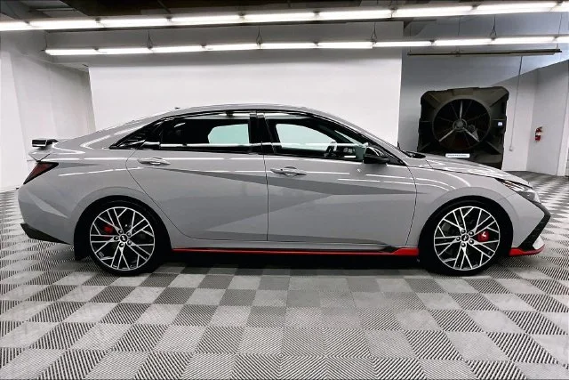 2023 Hyundai Elantra N - Photo 15