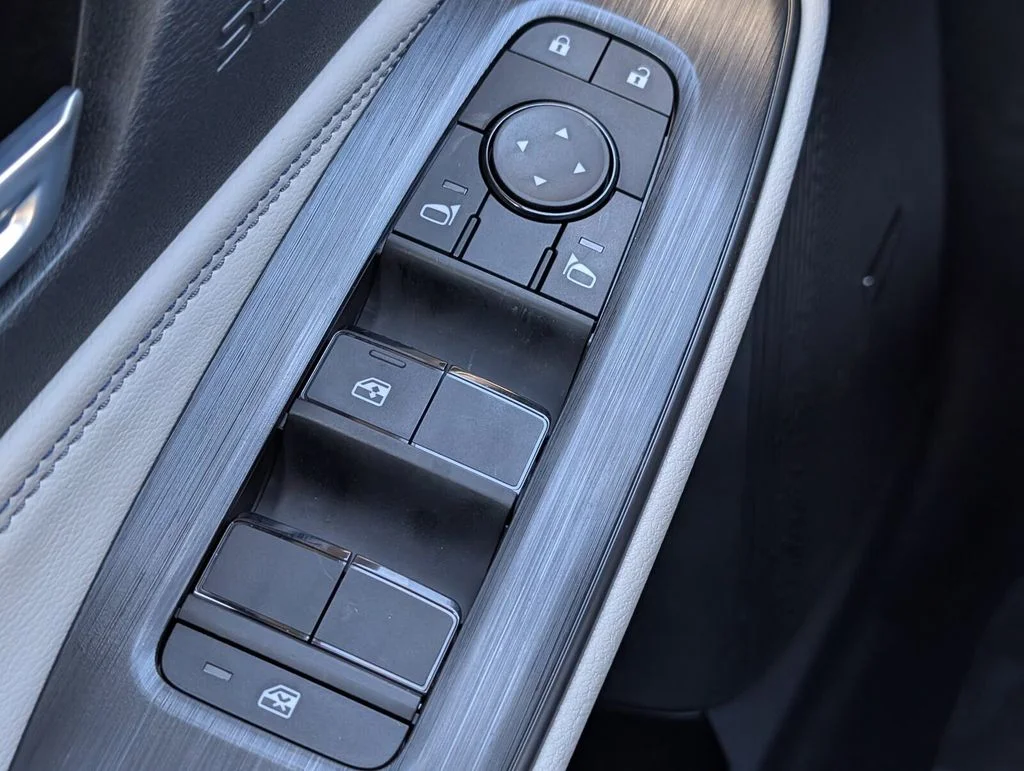 New 2026 Atlantic Gray Metallic Nissan SL image 19