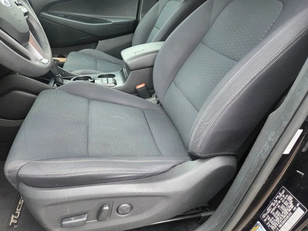 Used 2019 Black Hyundai Value image 10