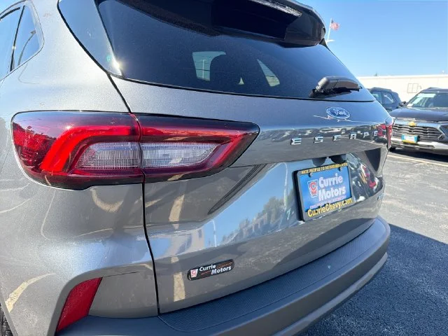 Used 2025 Gray Ford ST-Line image 30