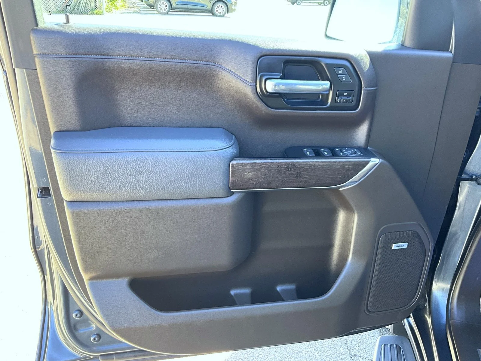 Used 2022 Blue GMC Denali image 11