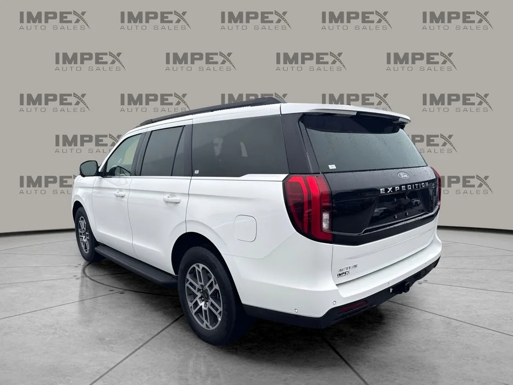 Used 2025 White Ford Active image 2