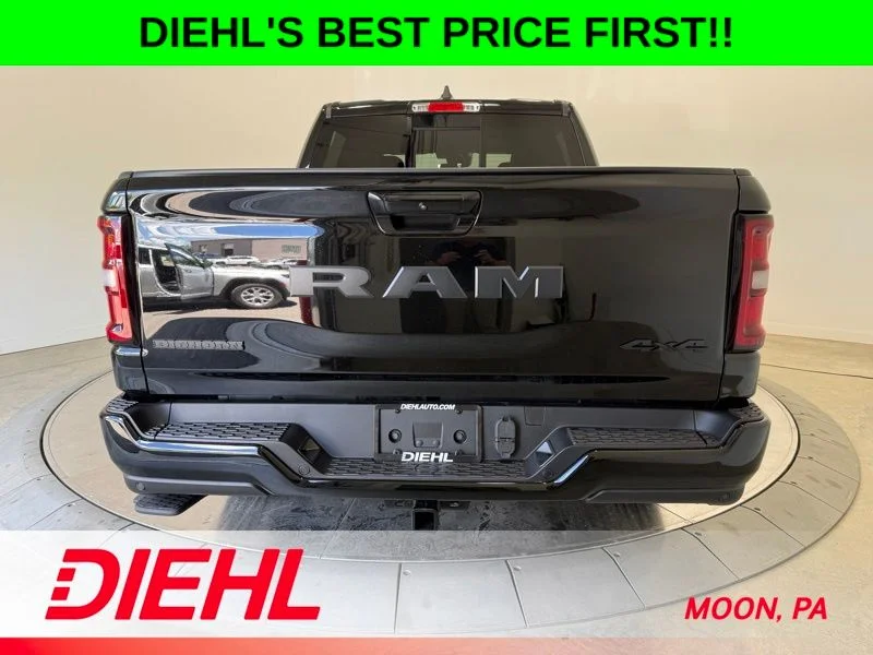 New 2026 Diamond Black Crystal Pearl-Coat Exterior Paint RAM Big Horn/Lone Star image 6