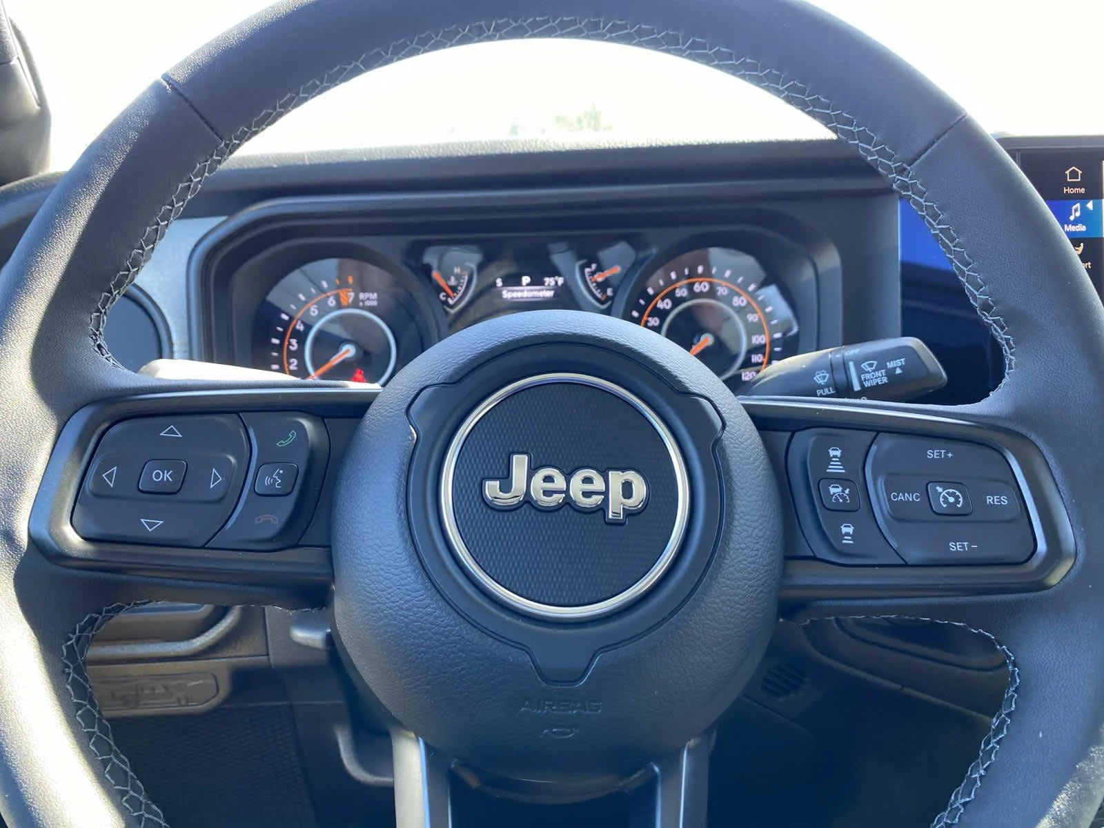 New 2026 Black Clear-Coat Exterior Paint Jeep Sport S image 14