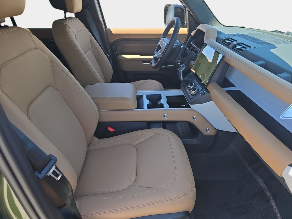New 2026 Woolstone Green LAND ROVER S image 10