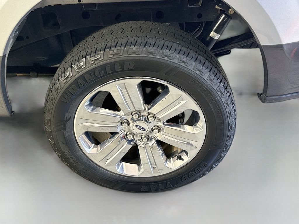 Used 2020 Magnetic Metallic Ford XLT image 30