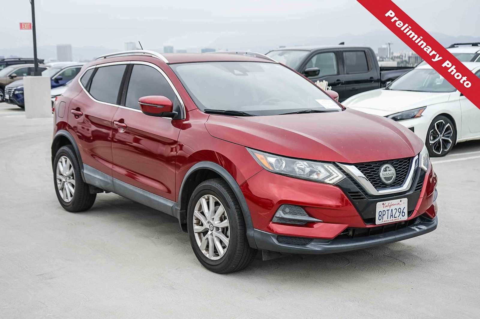 Used 2020 Scarlet Ember Tintcoat Nissan SV image 3