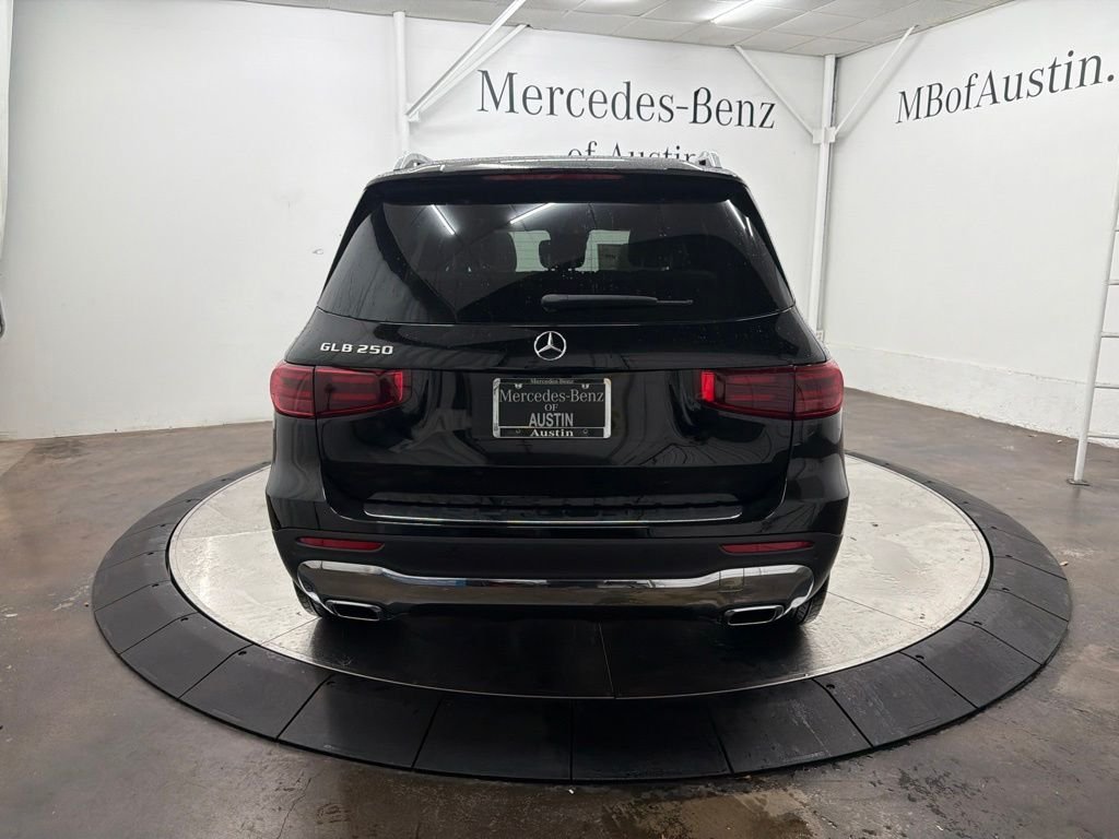 New 2026 Night Black Mercedes-Benz GLB 250 image 6