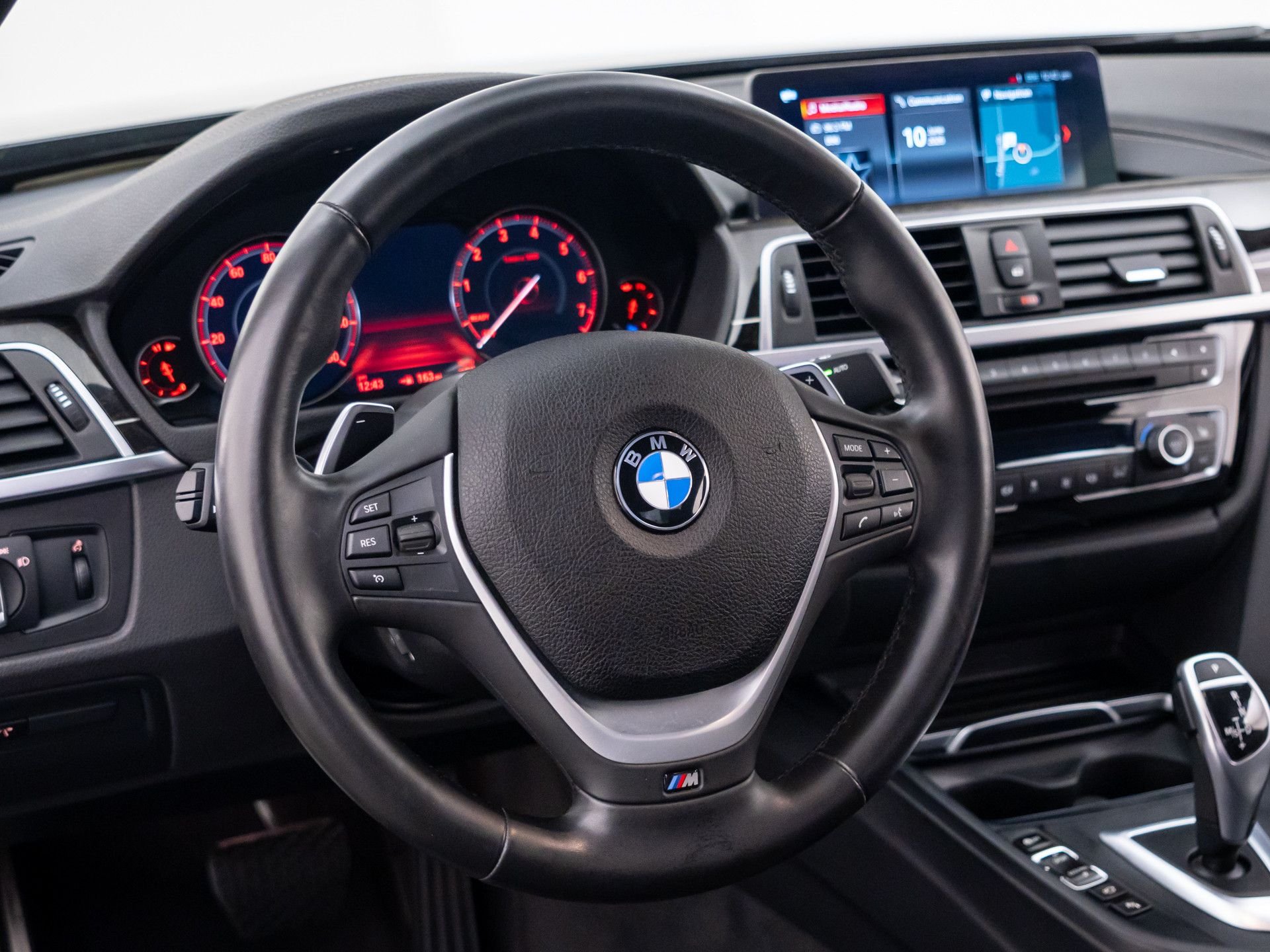 Used 2020 Black BMW 440i xDrive image 12